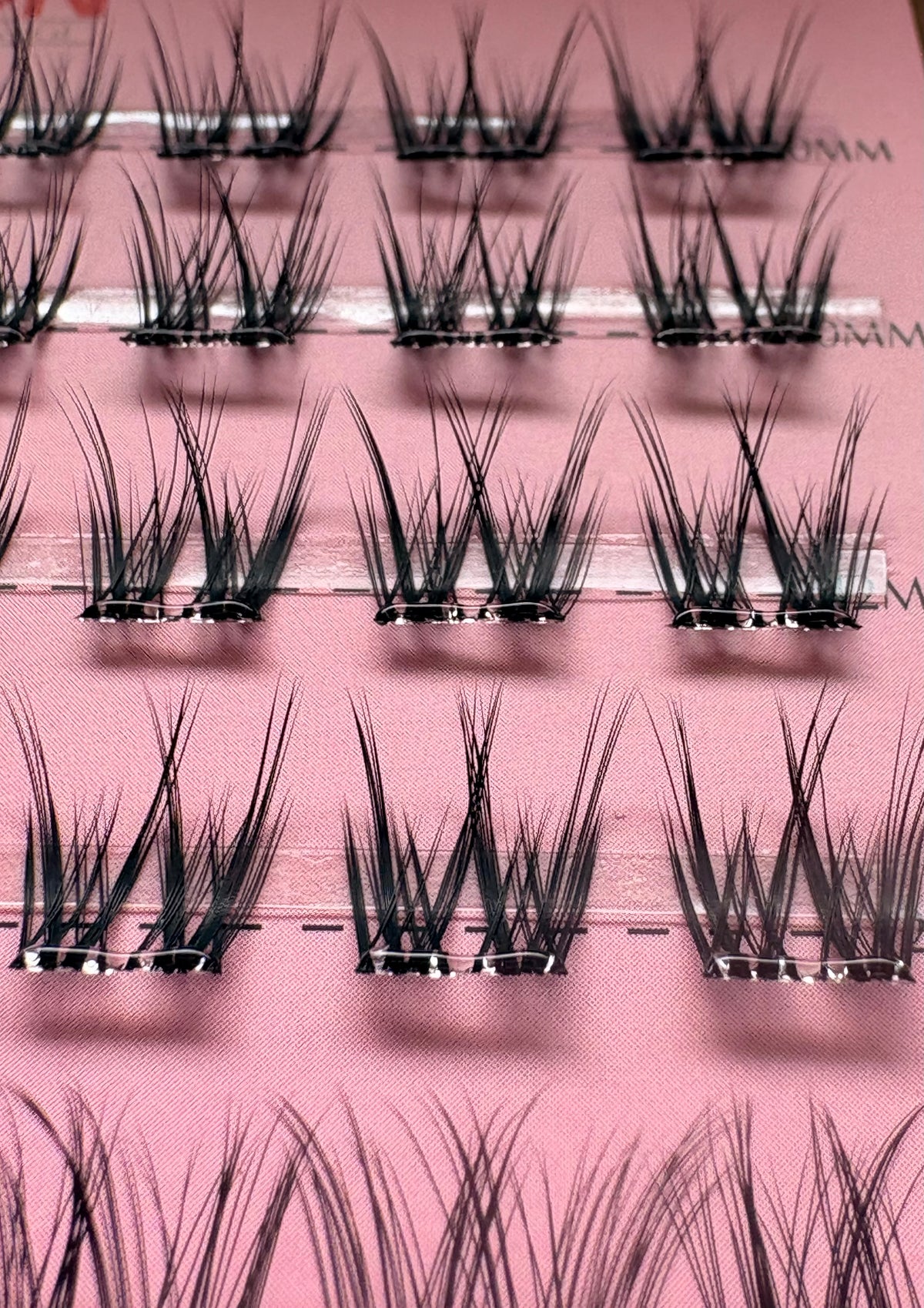 Forlímaðar | Press on Cluster lashes